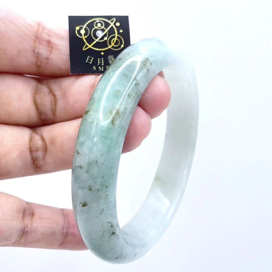 天然翡翠飄花玉鐲
