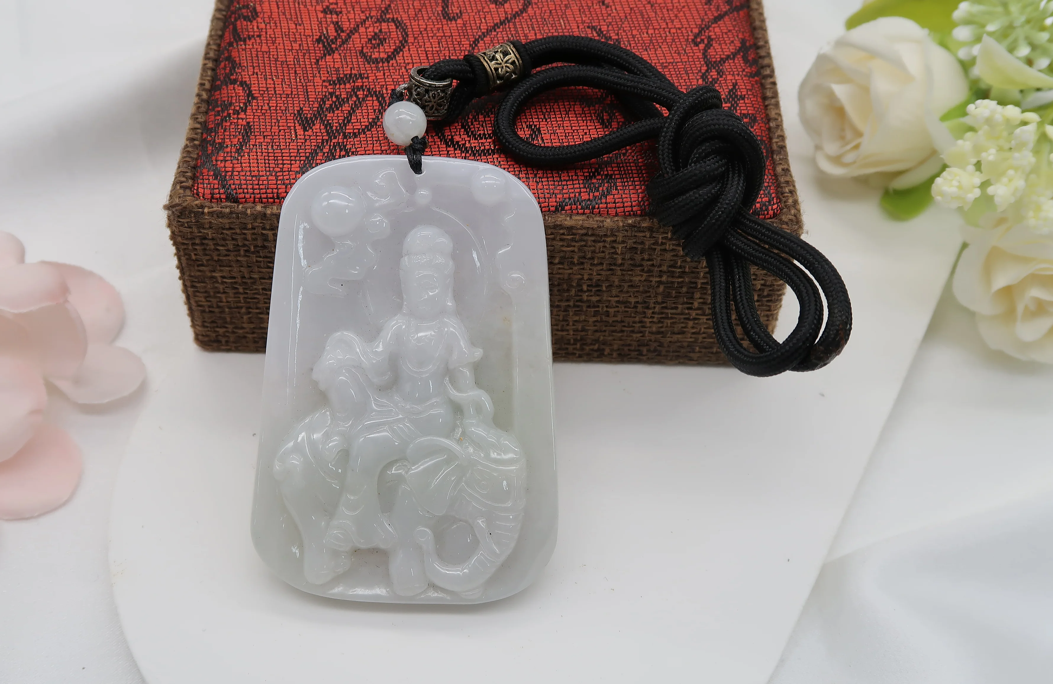 《普賢妙相》祥瑞翡翠吊墜項鍊