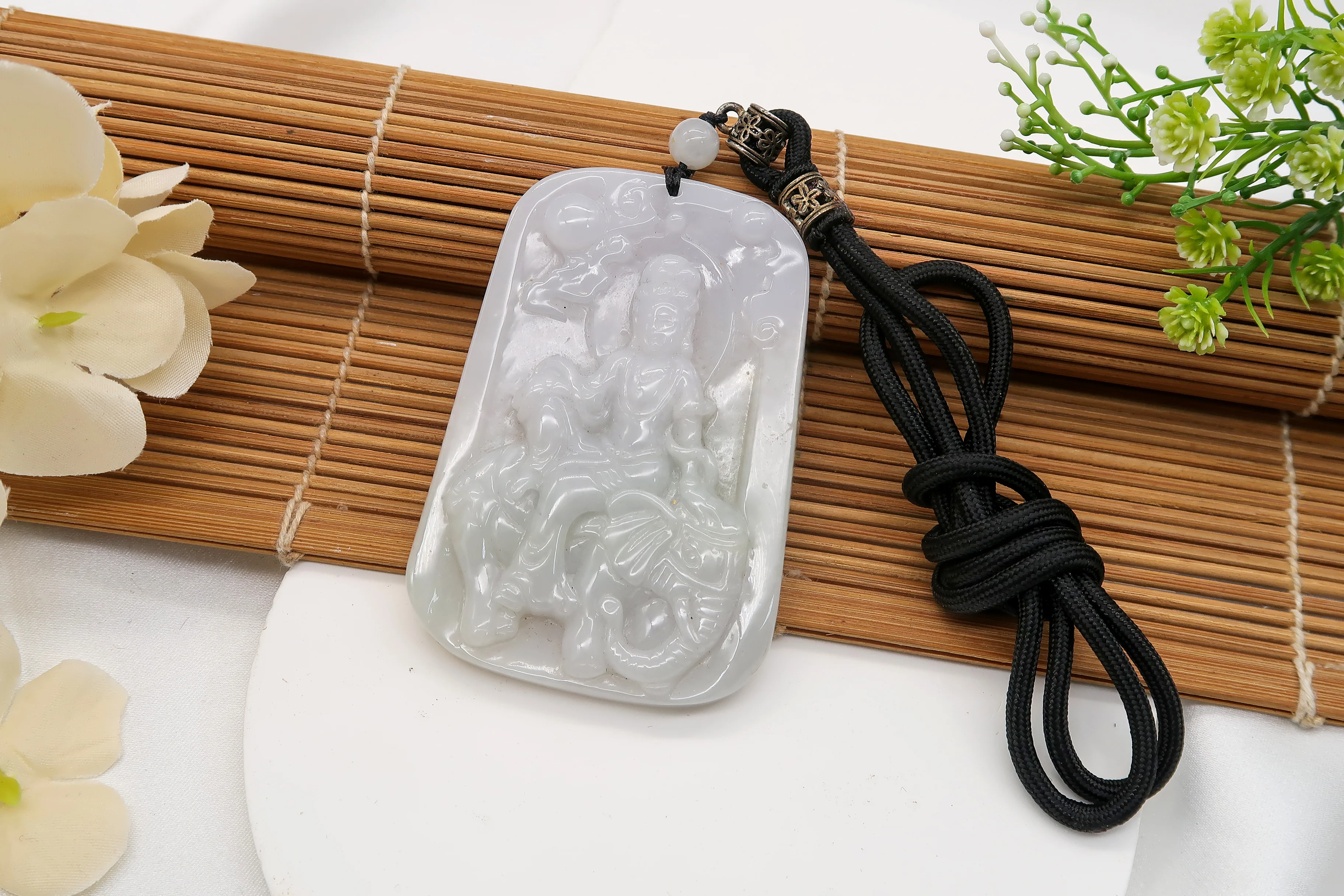 《普賢妙相》祥瑞翡翠吊墜項鍊