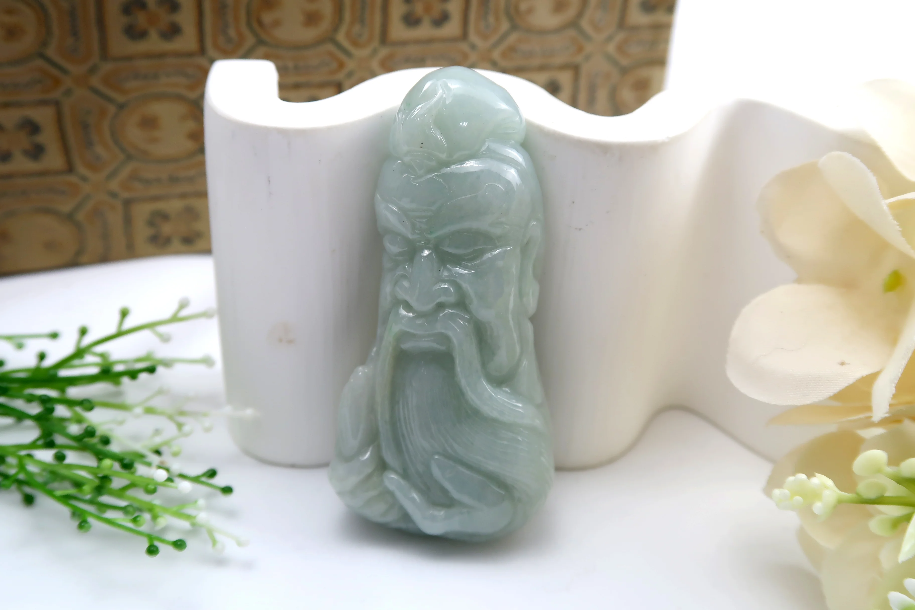 《威德福尊》翡翠吉祥土地公吊墜