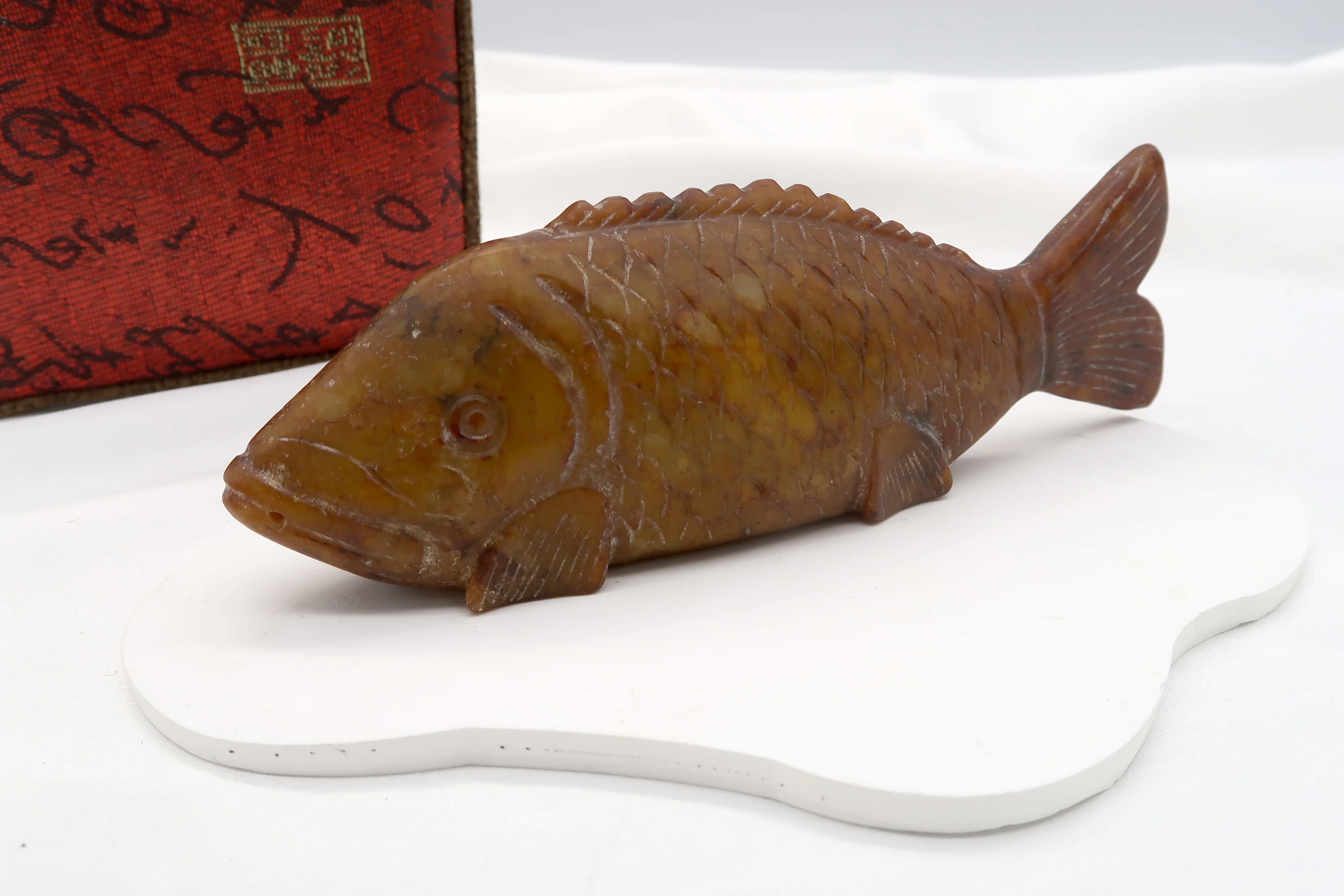 歲歲有餘仿古魚形玉雕刻擺件｜