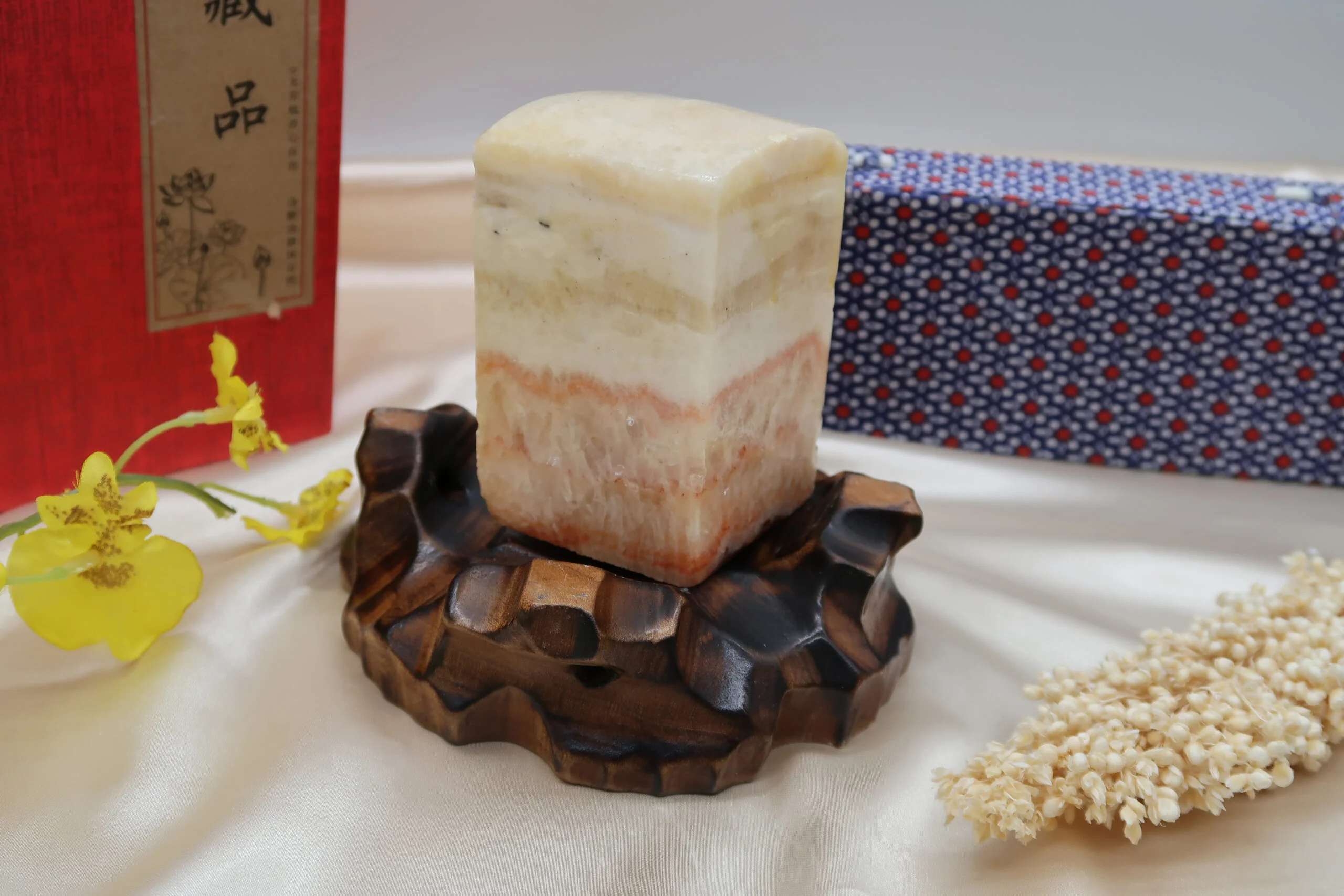 《瑞膳呈祥》肉形石大印擺飾｜天然肉形石藝術收藏・居家擺飾・企業送禮・開幕賀禮